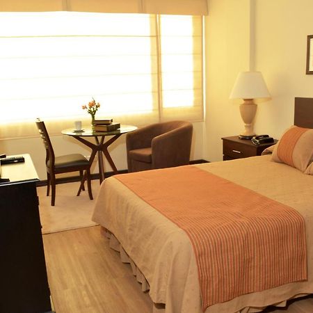 Hotel Midtown La Paz Extérieur photo