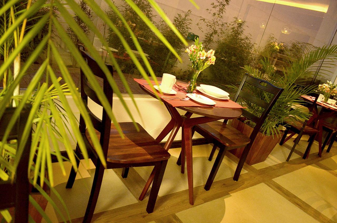 Hotel Midtown La Paz Extérieur photo
