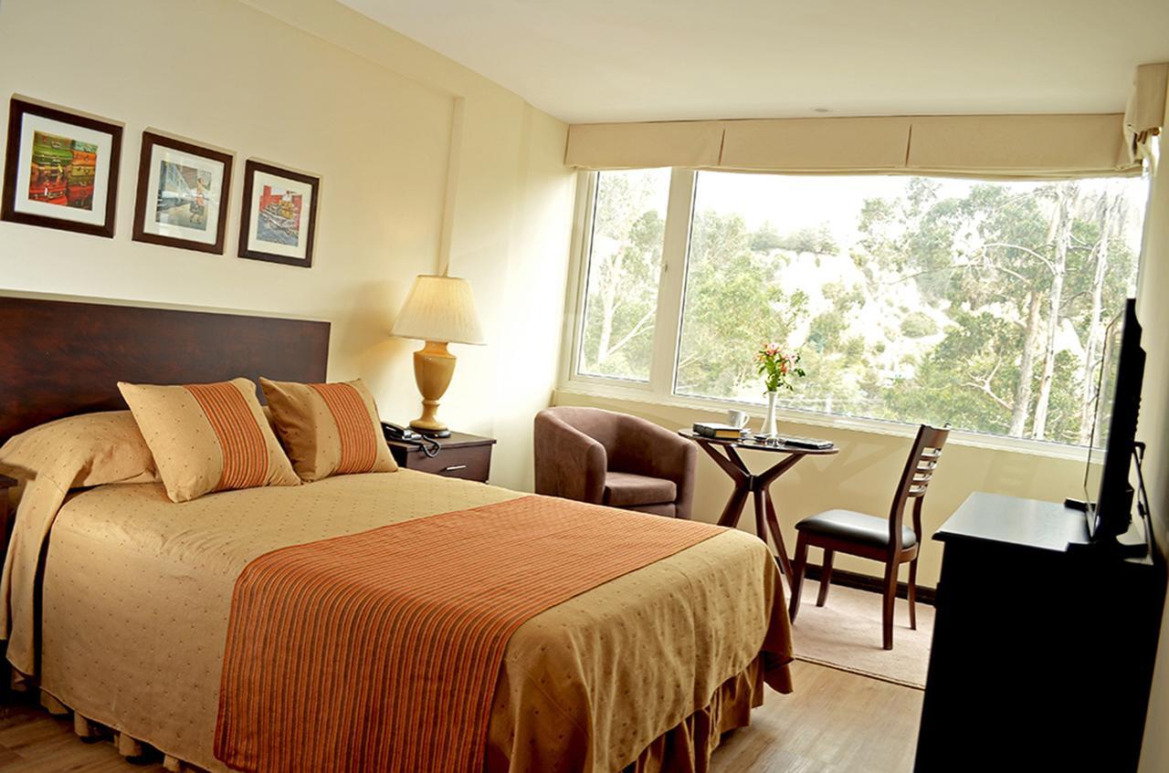 Hotel Midtown La Paz Extérieur photo