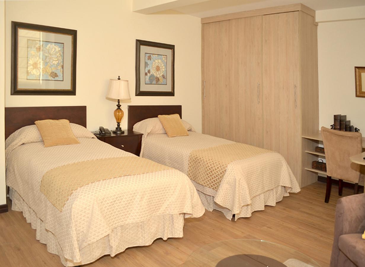Hotel Midtown La Paz Extérieur photo